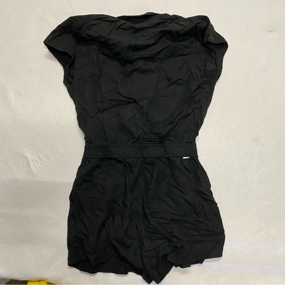 Vuori Trestles Twill Romper Black Small - Picture 4 of 7